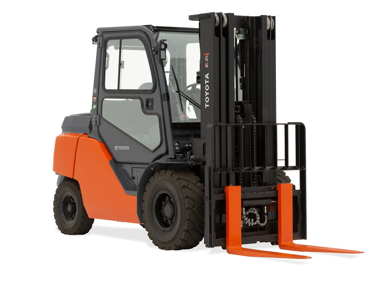 Studio image of large orange and black Integrated Electric Forklift with forks pointed diagonally to the front to show the right profile of the truck